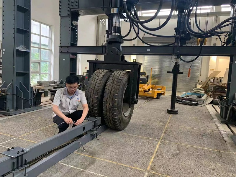 韦金城劳模创新工作室